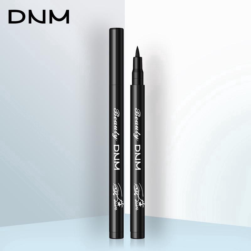 [Hàng mới về] Bút kẻ mắt DNM kháng nước bền màu độc đáo