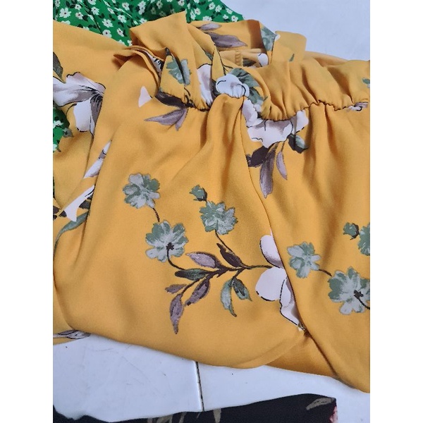 Đầm Sienna Sky Retro Midi Dress cổ V xinh yêu