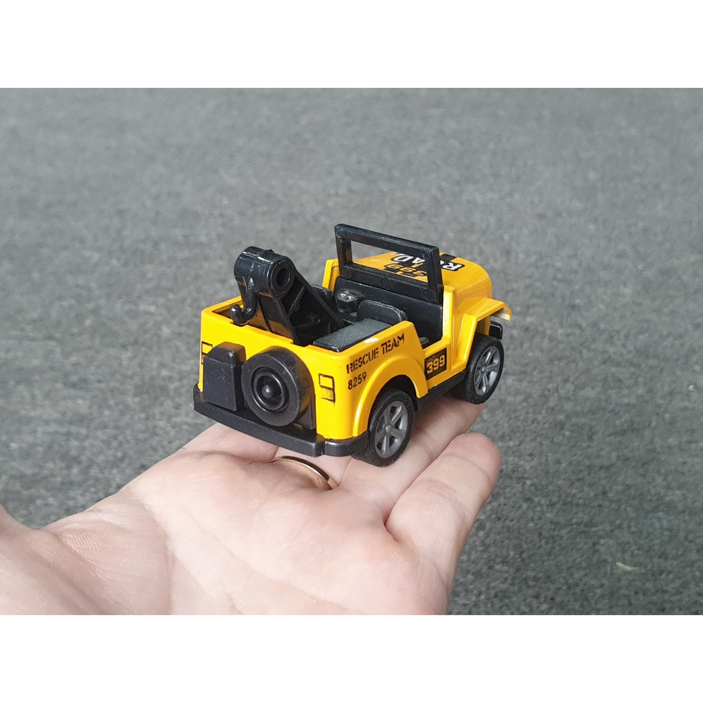 Xe Mô Hình Đồng Giá 25k - Mã 399-265D-03 . Xe Jeep Địa Hình Màu Vàng Size Mini - Có Chạy Trớn