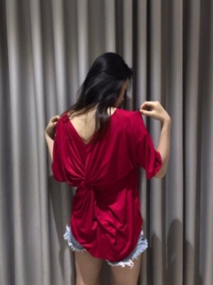 ÁO THUN KIỂU XOẮN LƯNG ĐẸP VÀ ĐỘC