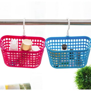 1 CÁI GIỎ NHỰA MÓC ĐỰNG ĐỒ