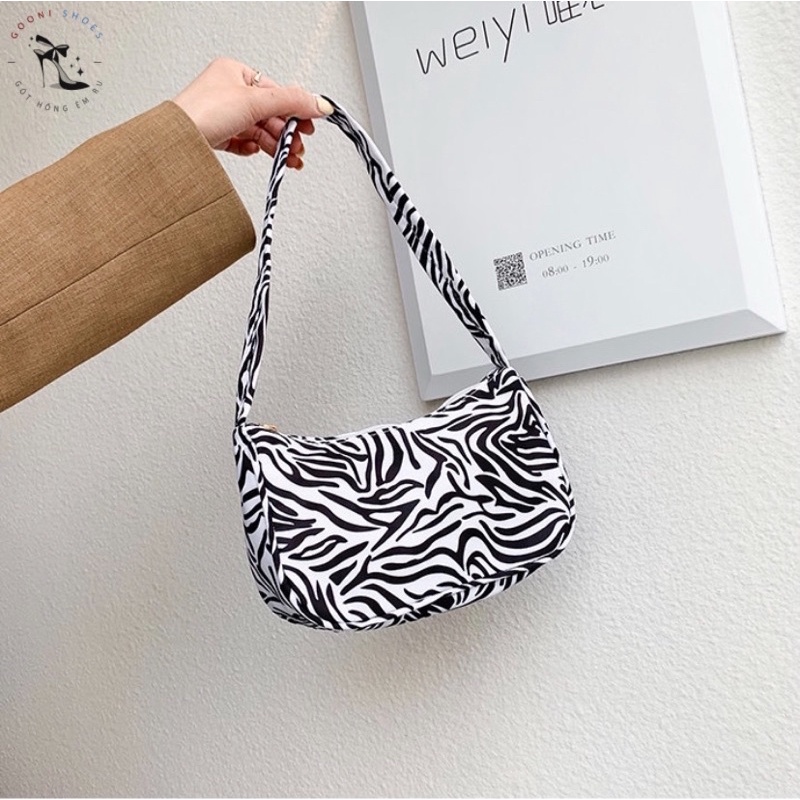 Túi đeo vai hoạ tiết hottrend da báo/ hồ điệp/ ngựa vằn/ bò sữa/ caro thời trang dành cho nữ