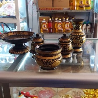 Bộ đồ thờ sứ đen hoạ tiết cao cấp