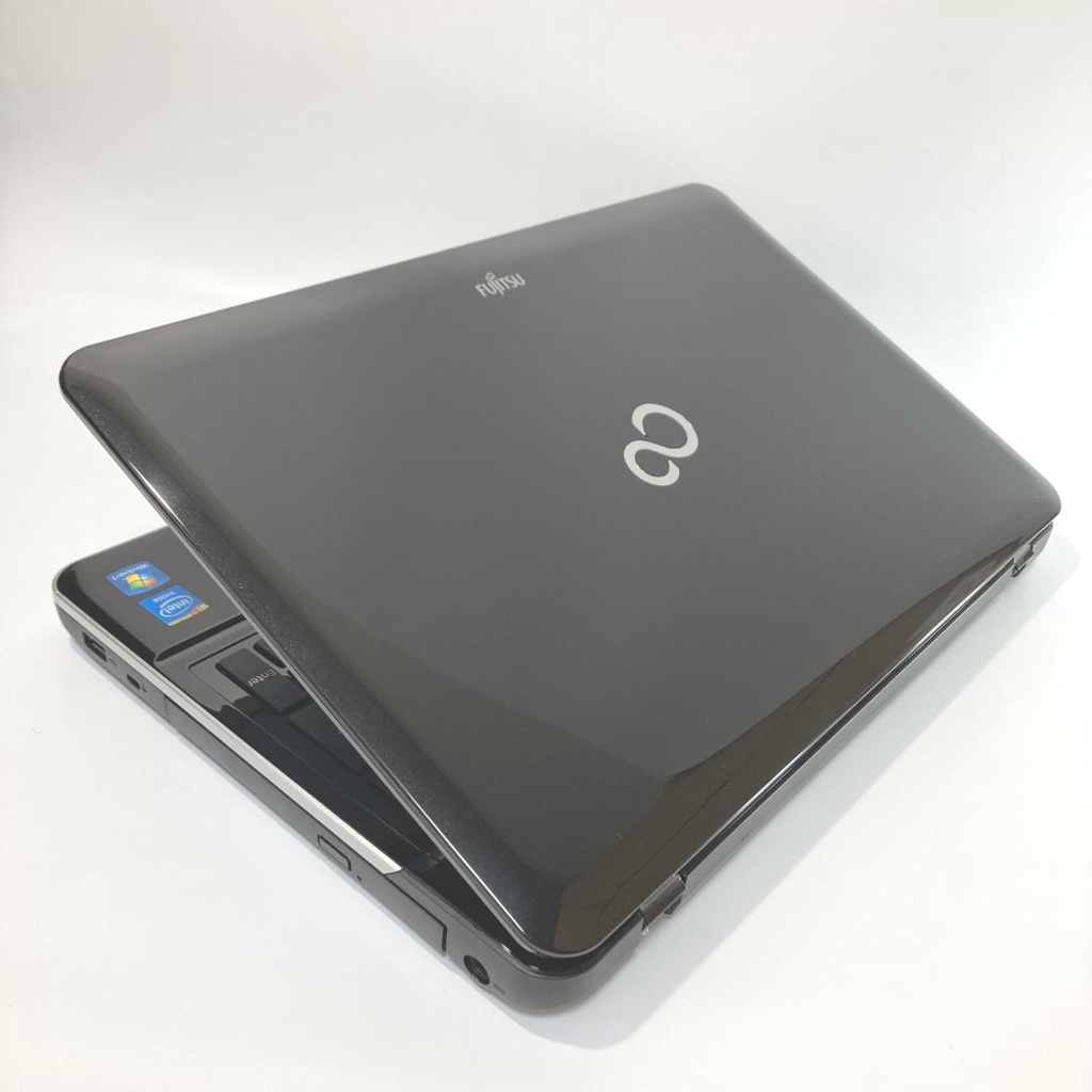 Laptop Fujitsu LH530 B960 2.2Ghz