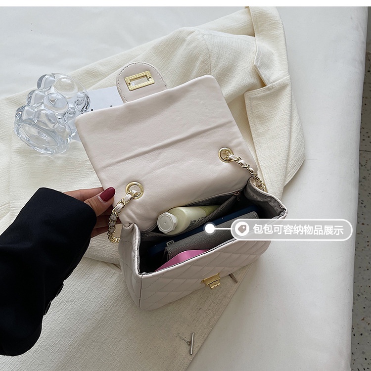 Túi Xách Dáng Vuông Phối Dây Xích Phong Cách retro