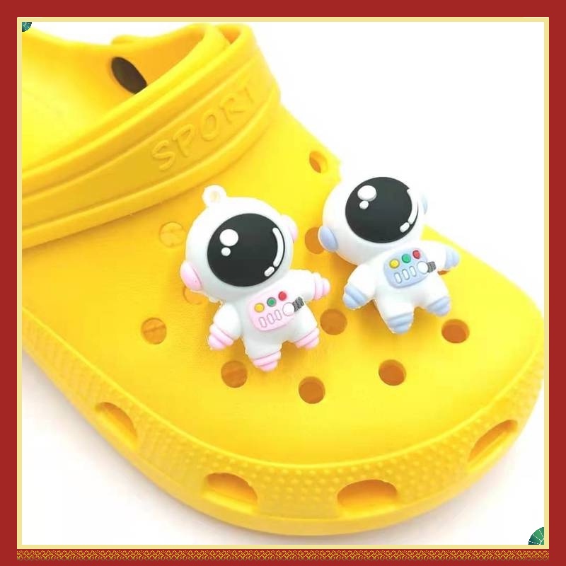 Set 2 Phụ Kiện Làm Phụ Kiện Hình Giày Búp Bê 3D Bằng PVC Mềm