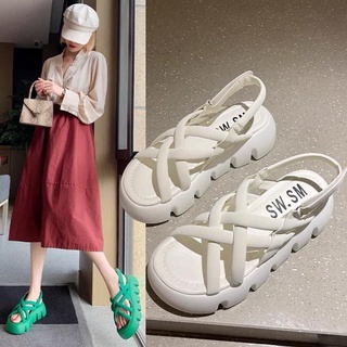 sandal  độn đế . cao 6cm