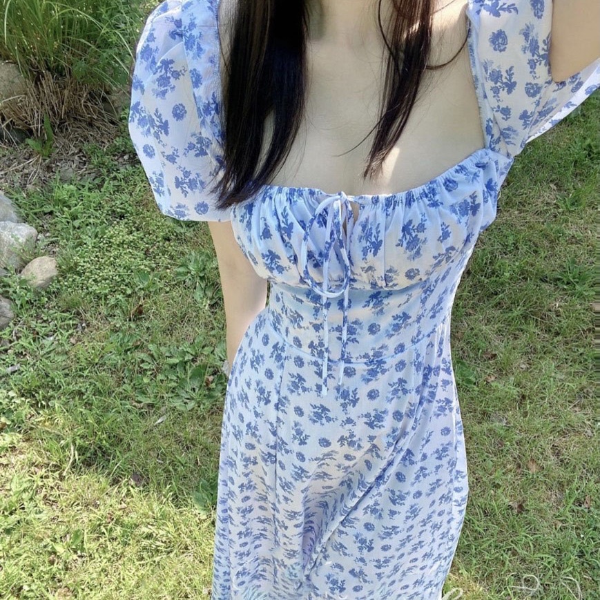 ĐẦM MIDI HOA NHÍU NGỰC XẺ ĐÙI XANH - DA2387