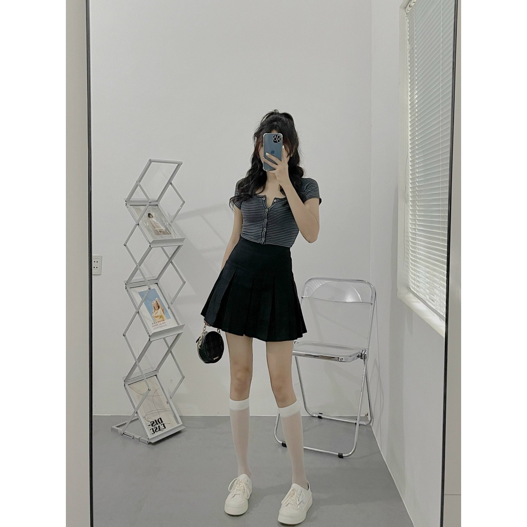 Áo croptop nữ tay ngắn HHVINTAGE kiểu bấm nút basic Top A27