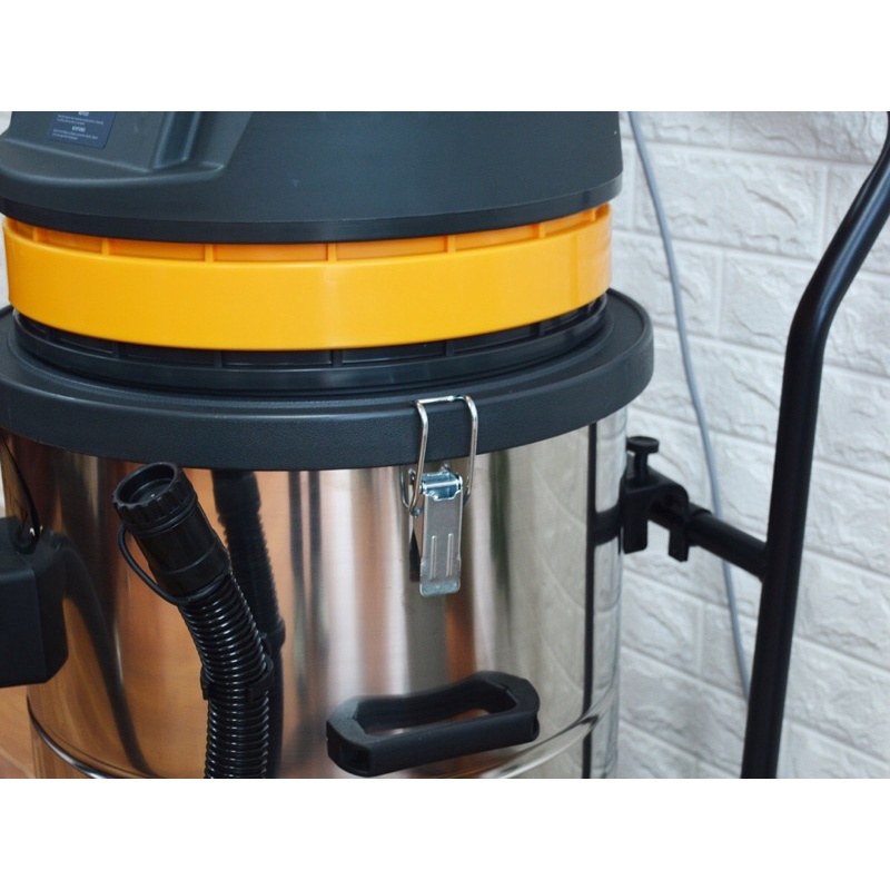 Máy hút bụi công nghiệp Camry  70 lít