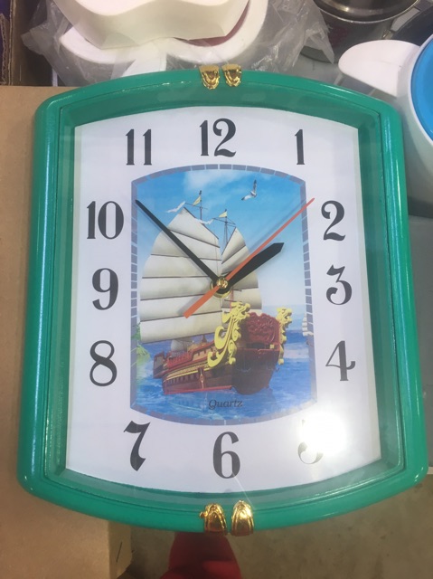 Đồng hồ treo tường