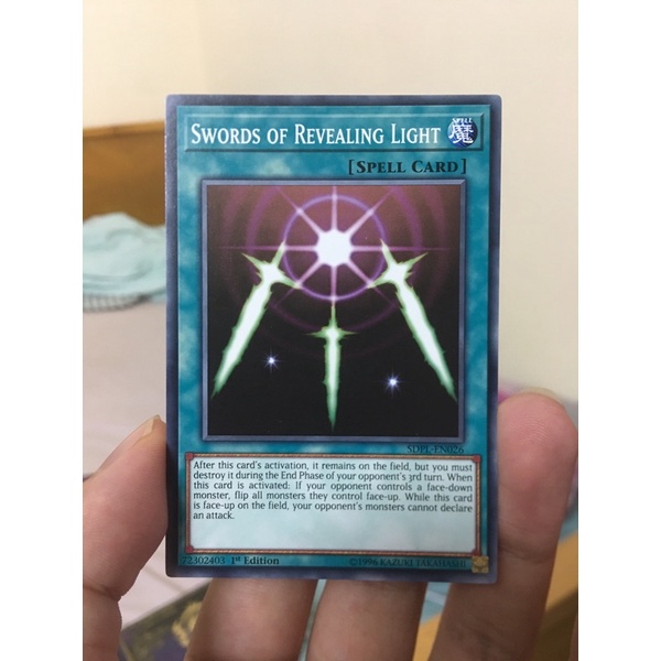Thẻ bài Yugioh Swords of Revealing Light