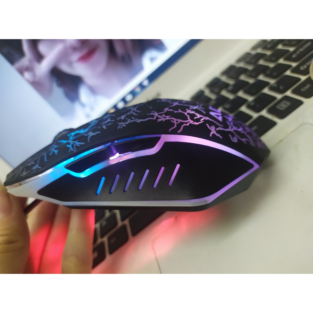 Chuột quang gameming có dây Led 7 Màu ADB g700 Usb Port - Chuột ADB g700 (Đen)