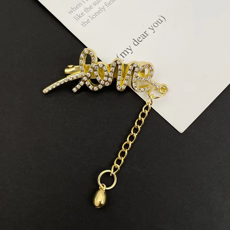 Ghim Cài Áo Hình Viên Gạch Độc Đáo