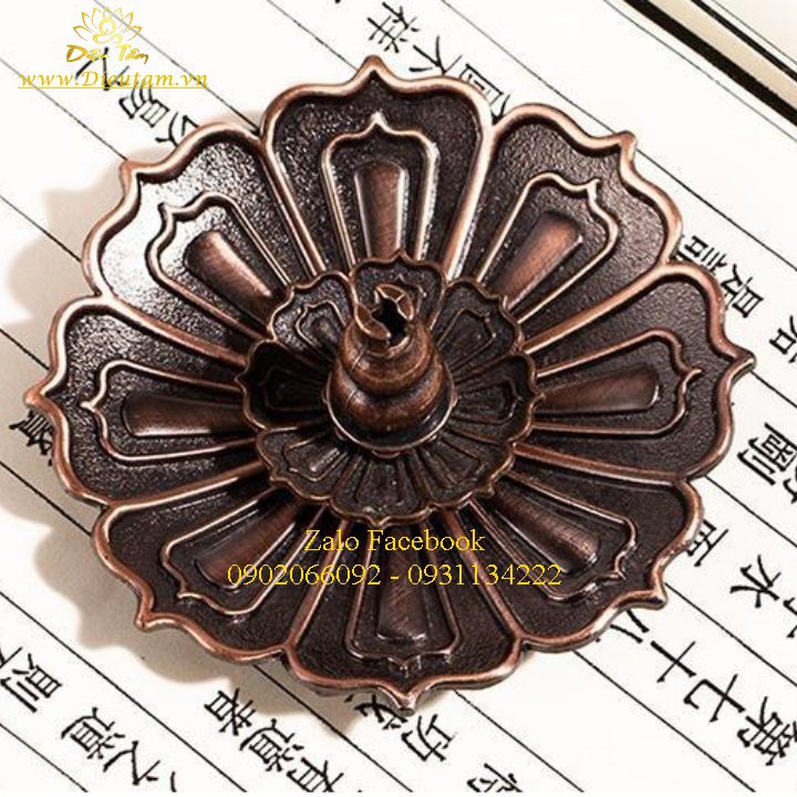 Lư xông trầm bằng đế cắm nhang sử dụng xông hương vòng, nhang không tăm và nụ trầm hương có hồ lô đồ thờ cúng đế hồ lô