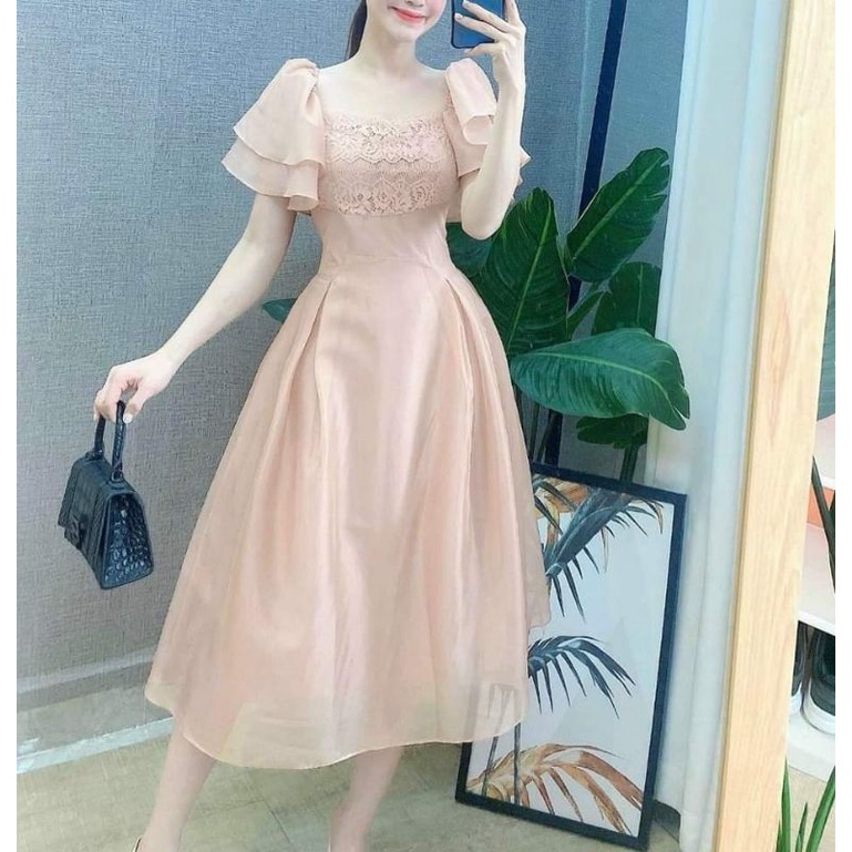 Đầm maxi tay tiên phối ren.