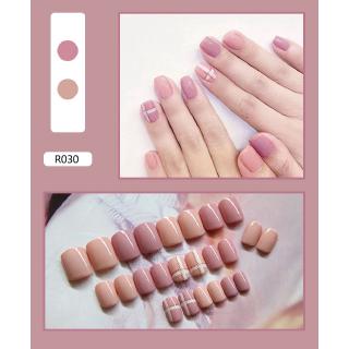 Hộp 24 móng giả họa tiết kẻ sọc R030 tiện lợi