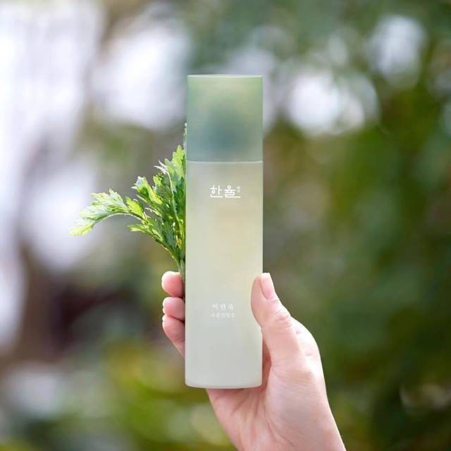 Xịt khoáng dưỡng ẩm làm dịu da HANYUL Pure Artemisia Fresh Calming Mist 150ml Gomimall