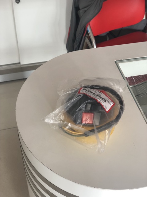 Bộ công tắc 2 bên Dream Honda Chính Hãng.