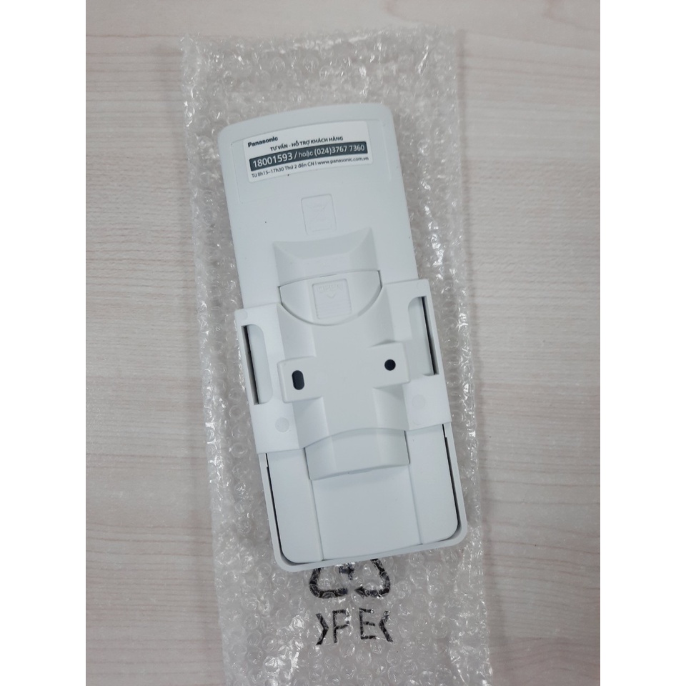 Remote Điều Khiển điều hòa Panasonic CS-XPU9WKH-8//XPU12WKH-8//XPU18WKH-8- Hàng zin hãng mới tặng Pin + Đế treo