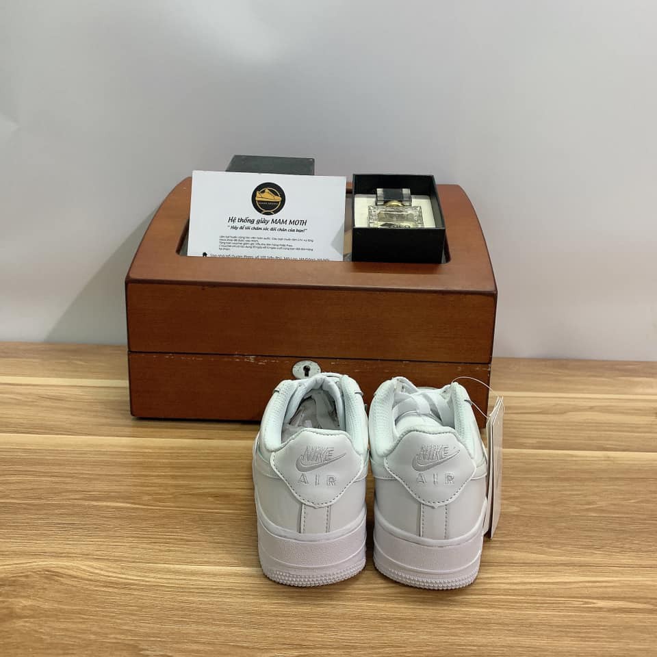 giày thể thao trắng đế cao 3cm,full box ,bill ,sz 36-43