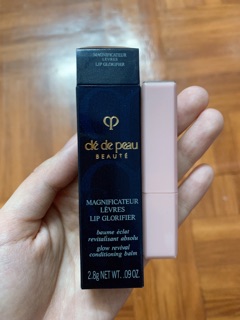Son dưỡng môi Clé de Peau Beauté Lip Glorifier