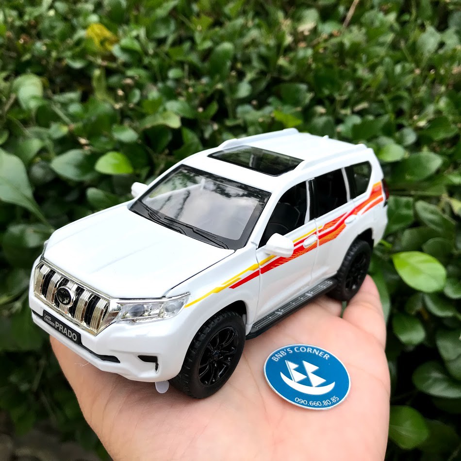 Xe mô hình 1:32 Toyota Land Cruiser Prado hãng Double Horses