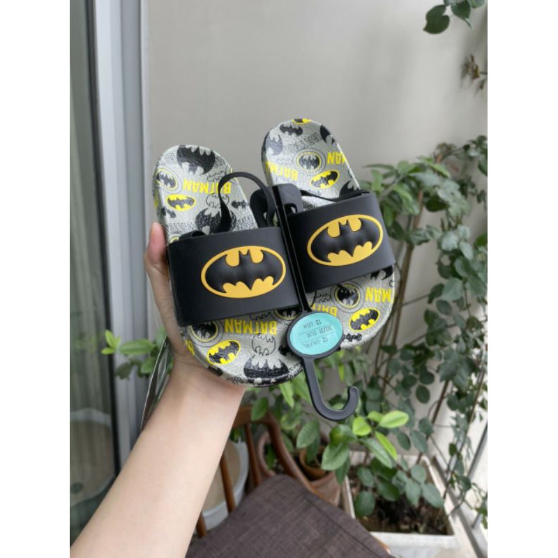 Dép xuất dư Batman cho bé trai siêu nhẹ