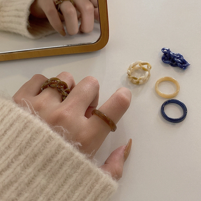 Bộ 2 nhẫn đeo tay thiết kế kiểu vintage thời trang dành cho nữ