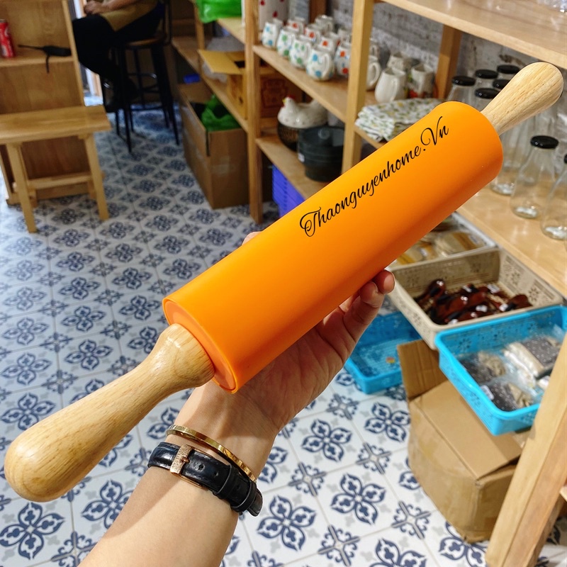 Cán bột gỗ/ cây lăn làm bánh