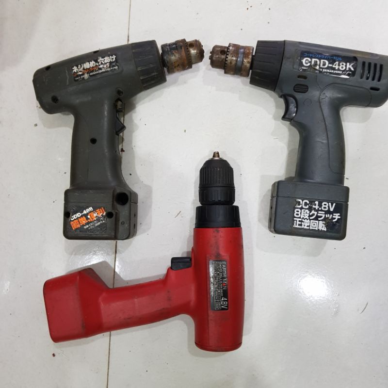 Máy khoan bắt vít Nhật bãi 4.8v có đảo chiều chưa có pin