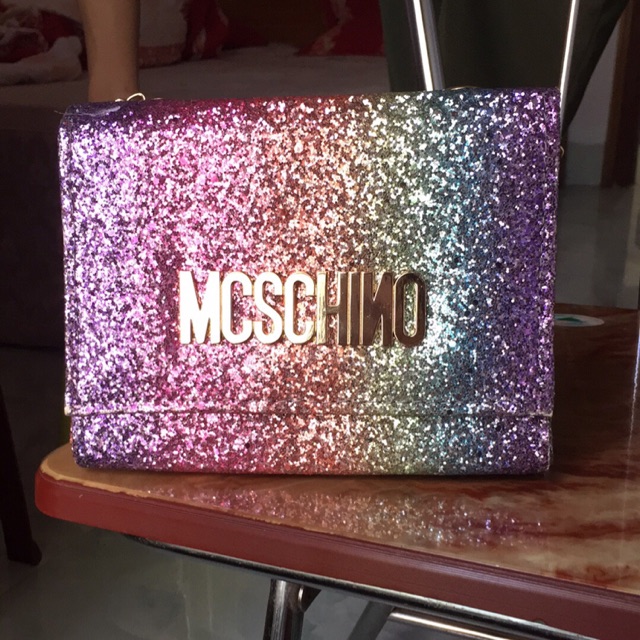 Túi moschino cầu vồng