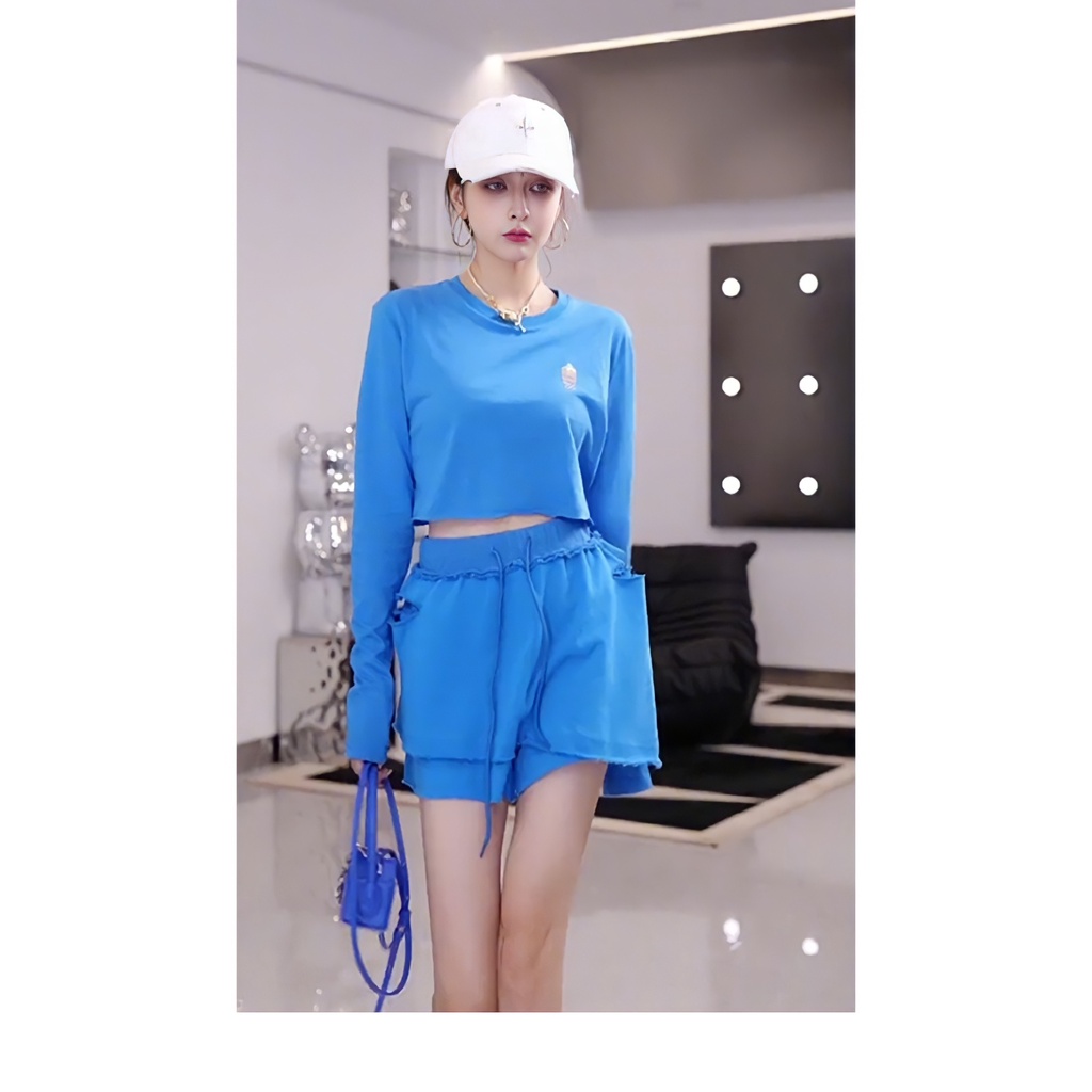 💃 Bộ Áo Croptop Dài Tay Quần Váy Xanh Rách Có Lót Cạp Chun
