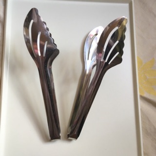 Kẹp gắp đồ ăn inox hình cánh bướm
