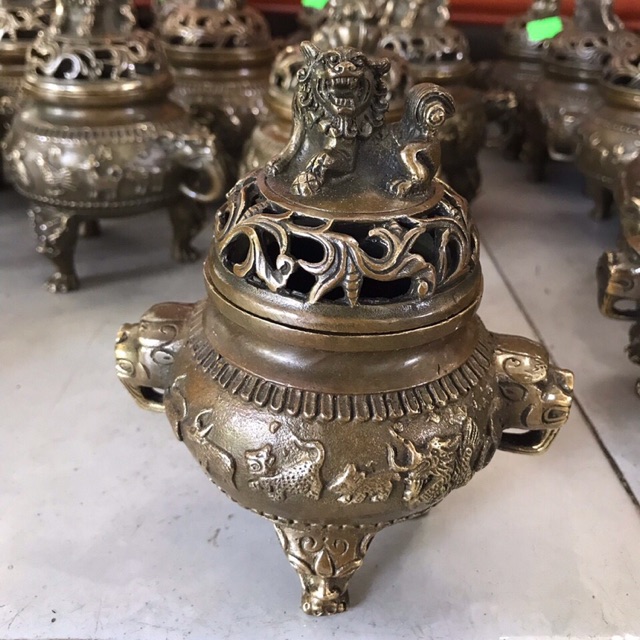 Lư Xông trầm đốt trầm 12 con giáp bằng đồng màu cổ đồng hun