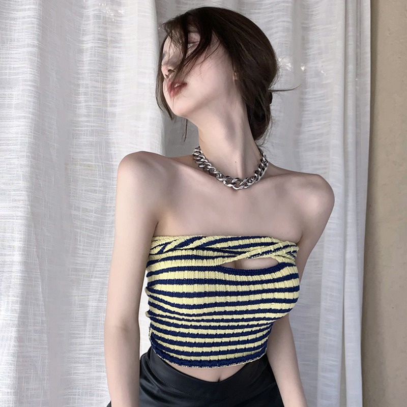 Áo Lửng Hai Dây Hở Lưng Họa Tiết Kẻ Sọc Phong Cách Hàn Quốc Quyến Rũ Cho Nữ