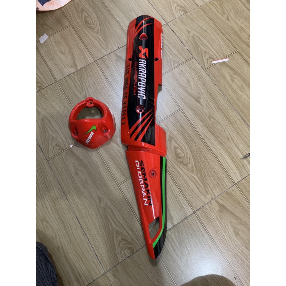 Ốp pô và chụp đích pô xe exciter 150 màu đỏ đen mẫu zin