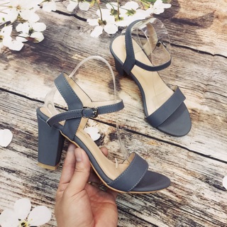 Sandal Charles & Keith da mềm 7p