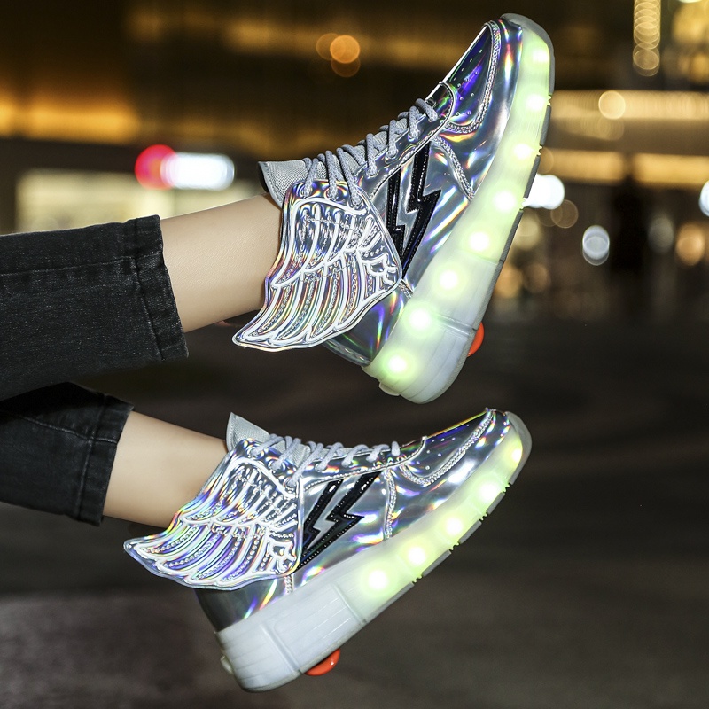 Giày Trượt Patin Có Bánh Xe Tự Động Dành Cho Người Lớn Và Trẻ Em