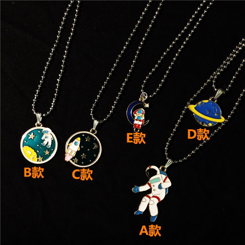 Dây Chuyền Họa Tiết Phi Hành Gia Vũ Trụ Hoạt Hình 16047