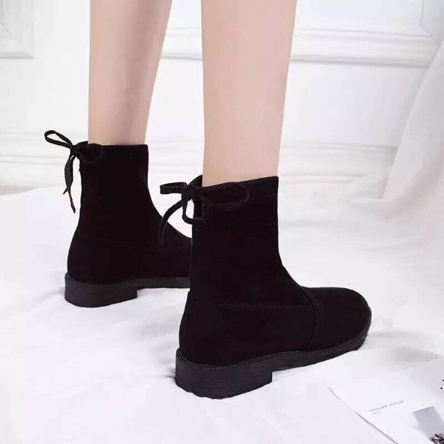 (XẢ XẢ XẢ )Giày bốt đế bằng 3p da nhung