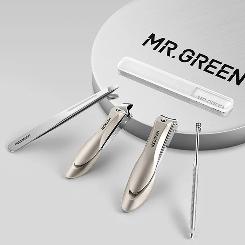 MR.GREEN Manicure Pedicure Set Nail Clippers Set Stainless Steel  with Travel Case