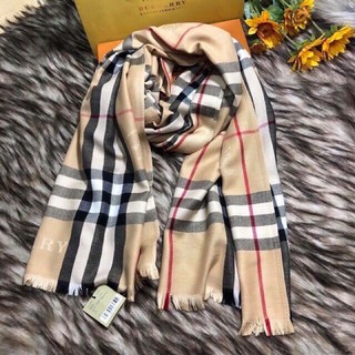 khăn choàng cổ Bbr 280k sale 155k