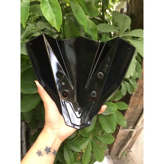 Mão đen có sừng cho Winner X