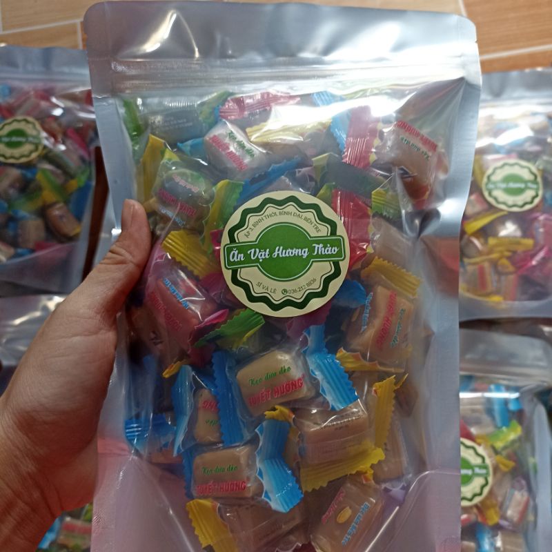 kẹo dừa dẻo Tuyết Hương đặc sản Bến Tre bịch 500g 6 vị
