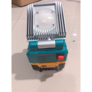 Đèn leb chiếu sáng dùng pin dewalt 18v