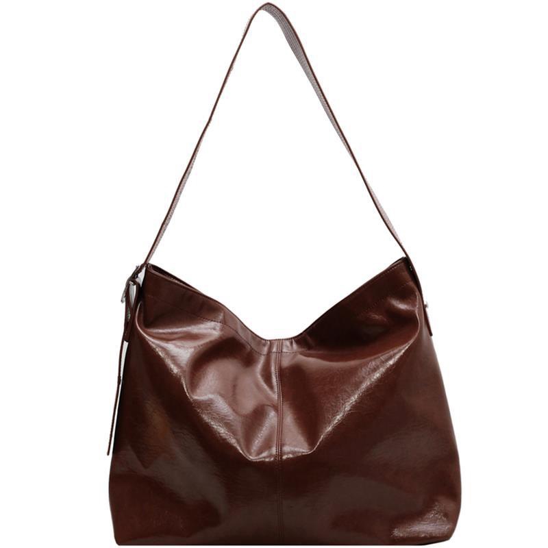 Túi đeo vai IELGY dễ phối đồ thời trang dành cho nữ