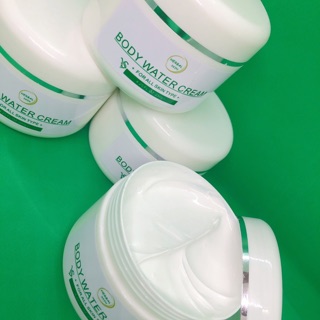 KEM DƯỠNG BODY WATER CREAM