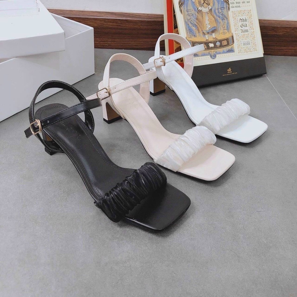 Sandal da mịn quai ngang ren mỏng gót trụ dẹp - 6P