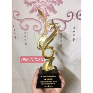 Cúp vinh danh ngôi sao kim loại đồng mạ vàng